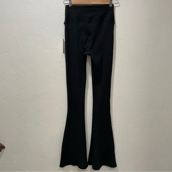 NWT Year Of Ours Ribbed Flare Black Leggings Pants Stretch Yoga Women’s Small - Picture 10 of 13